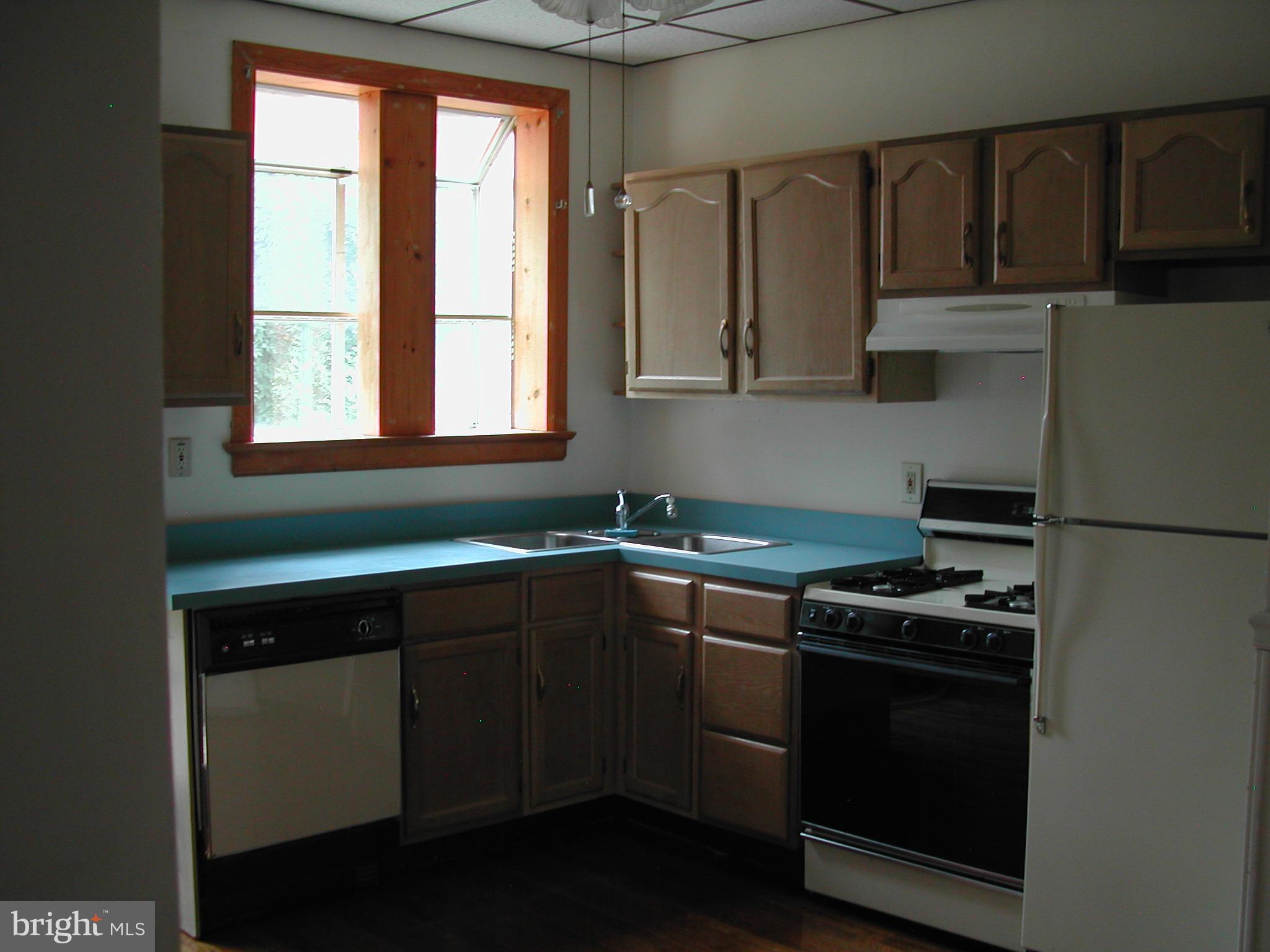 23 West Ridley Avenue Ridley Park, PA 19078 - Photo 25 of 59 1st Floor Front Kitchen
