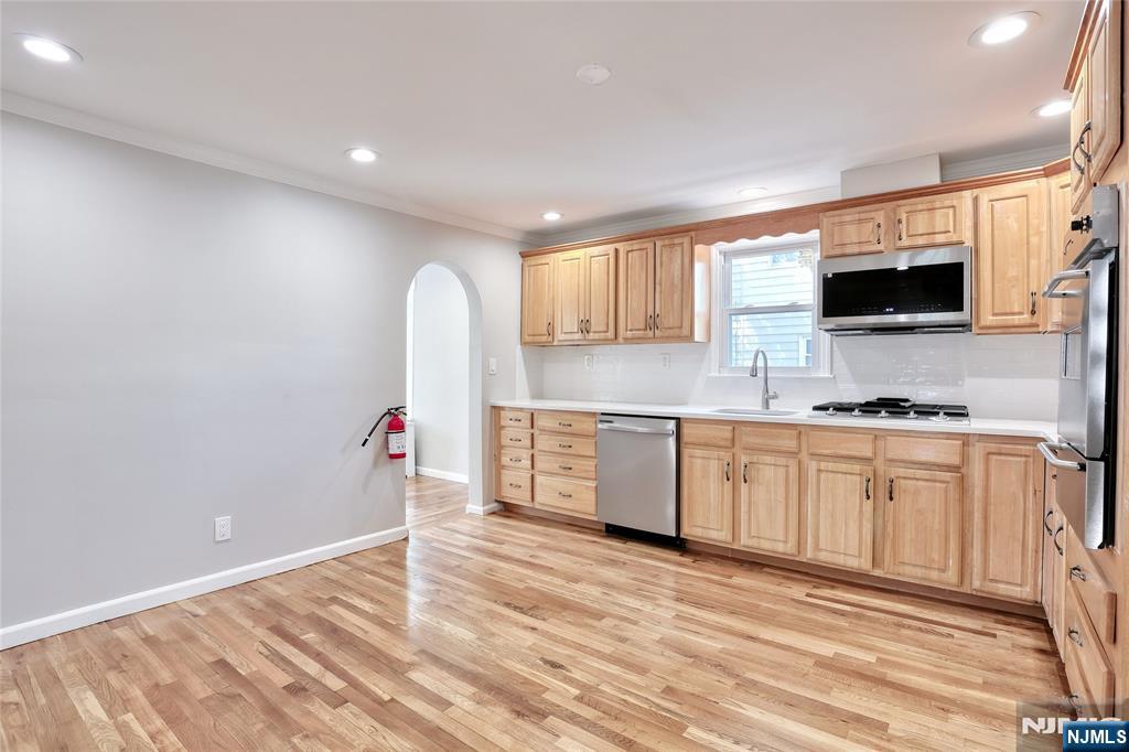 7-29 Cedar Street Fair Lawn, NJ 07410 - Photo 14 of 46