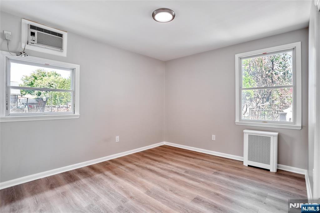 7-29 Cedar Street Fair Lawn, NJ 07410 - Photo 19 of 46