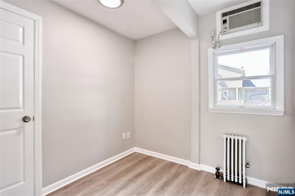 7-29 Cedar Street Fair Lawn, NJ 07410 - Photo 21 of 46