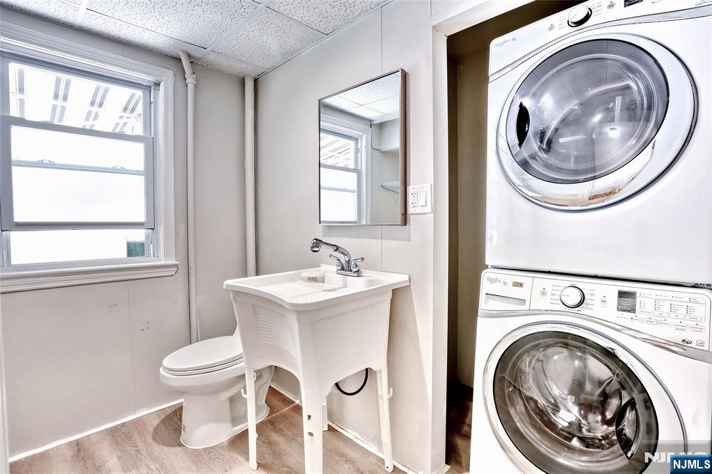 7-29 Cedar Street Fair Lawn, NJ 07410 - Photo 25 of 46