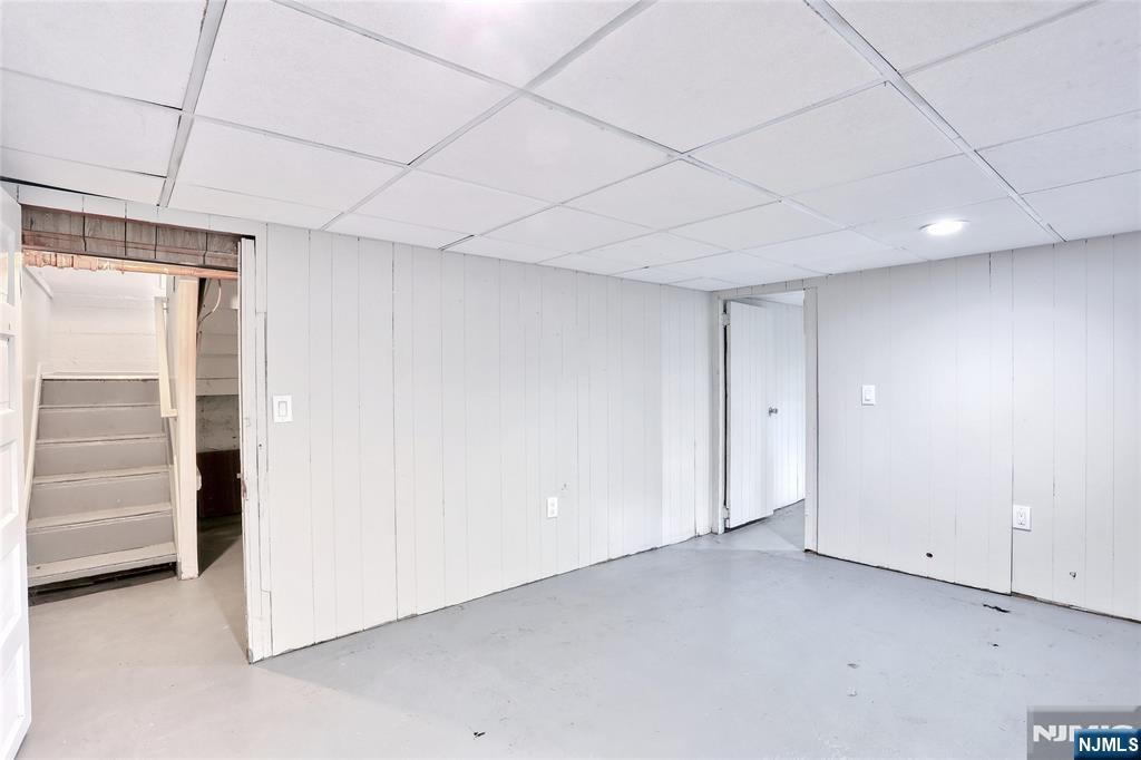 7-29 Cedar Street Fair Lawn, NJ 07410 - Photo 36 of 46