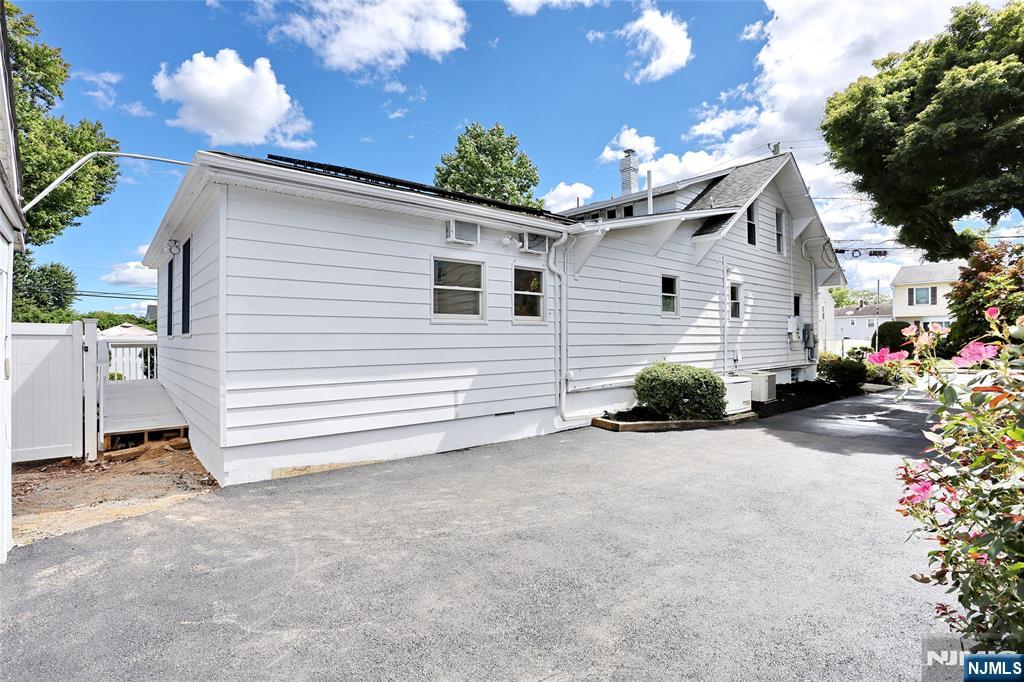 7-29 Cedar Street Fair Lawn, NJ 07410 - Photo 39 of 46