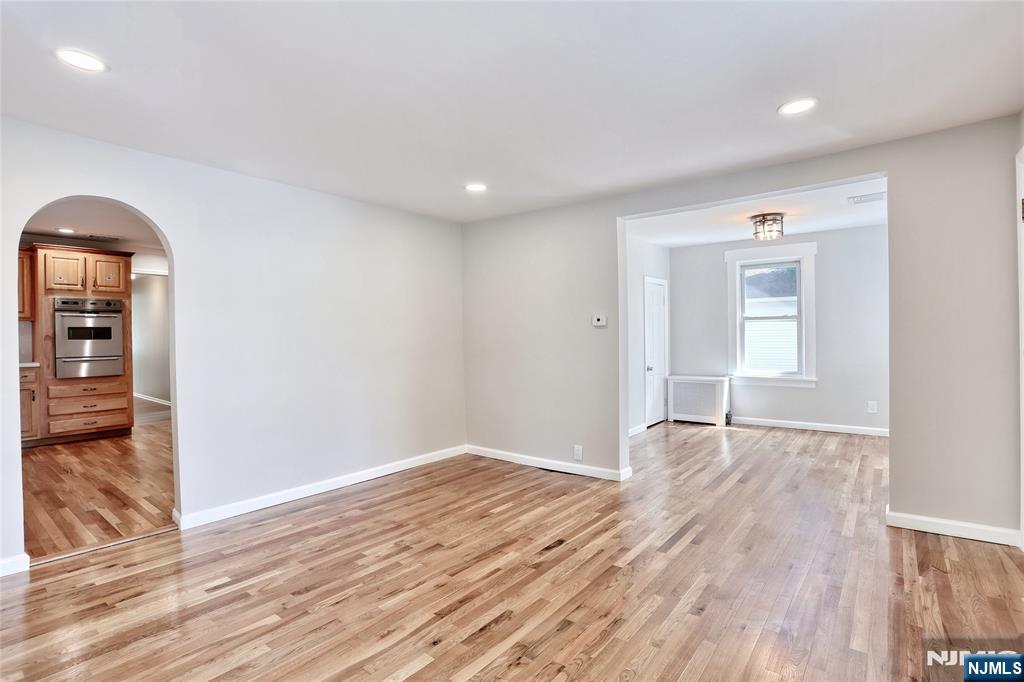 7-29 Cedar Street Fair Lawn, NJ 07410 - Photo 8 of 46