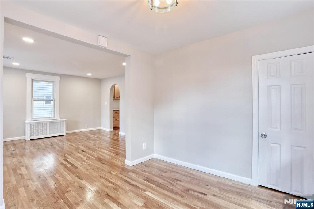 7-29 Cedar Street Fair Lawn, NJ 07410 - Photo 10 of 46