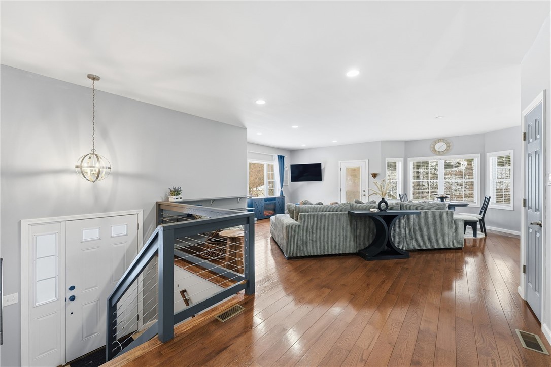 28 Cardinal Drive Killingly, CT 06241 - Photo 13 of 41