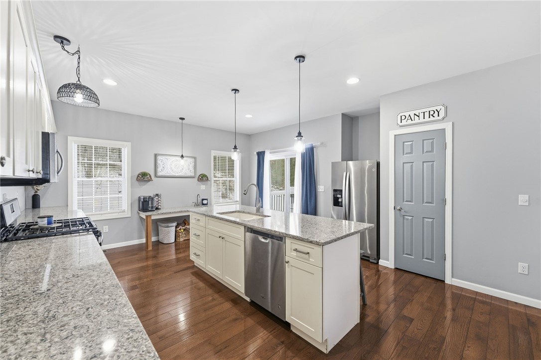 28 Cardinal Drive Killingly, CT 06241 - Photo 22 of 41