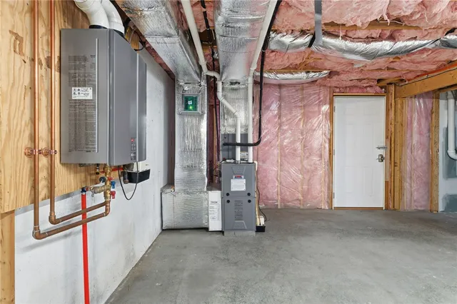 $419,900 | 28 Cardinal Drive, Killingly, CT 06241