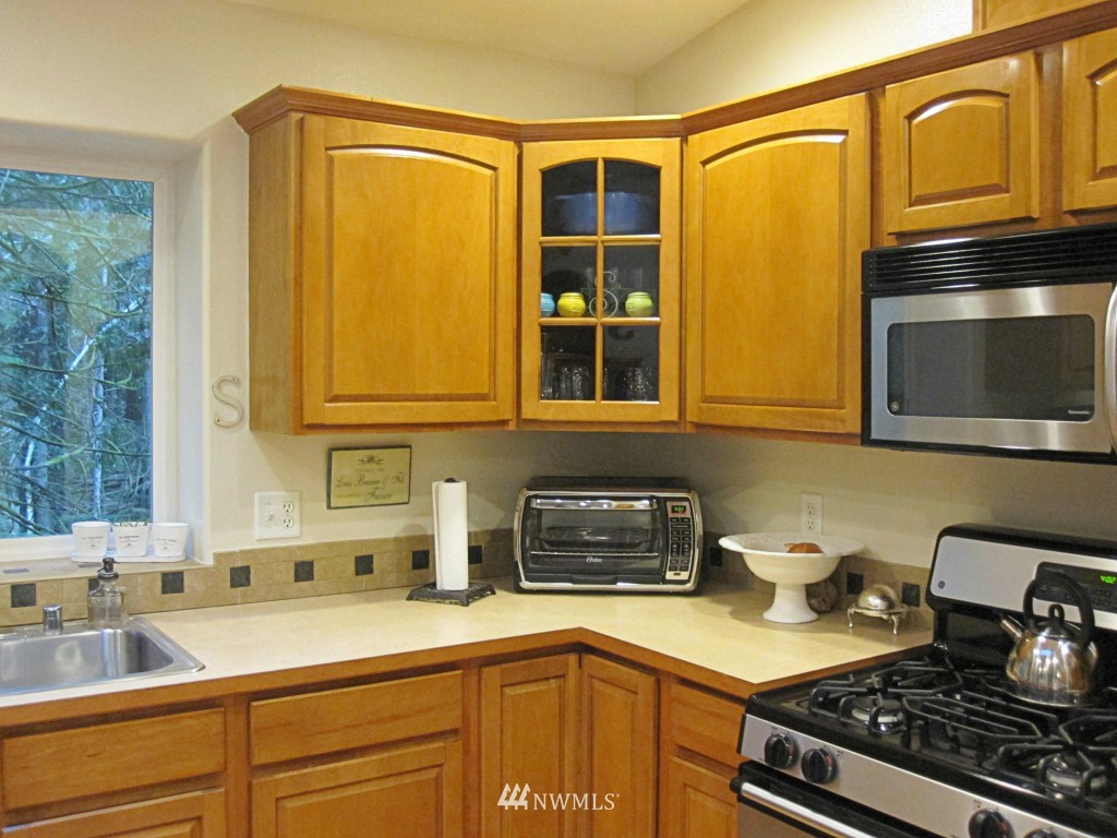 12 Stable Lane Bellingham, WA 98229 - Photo 6 of 25 Gallery Image 6