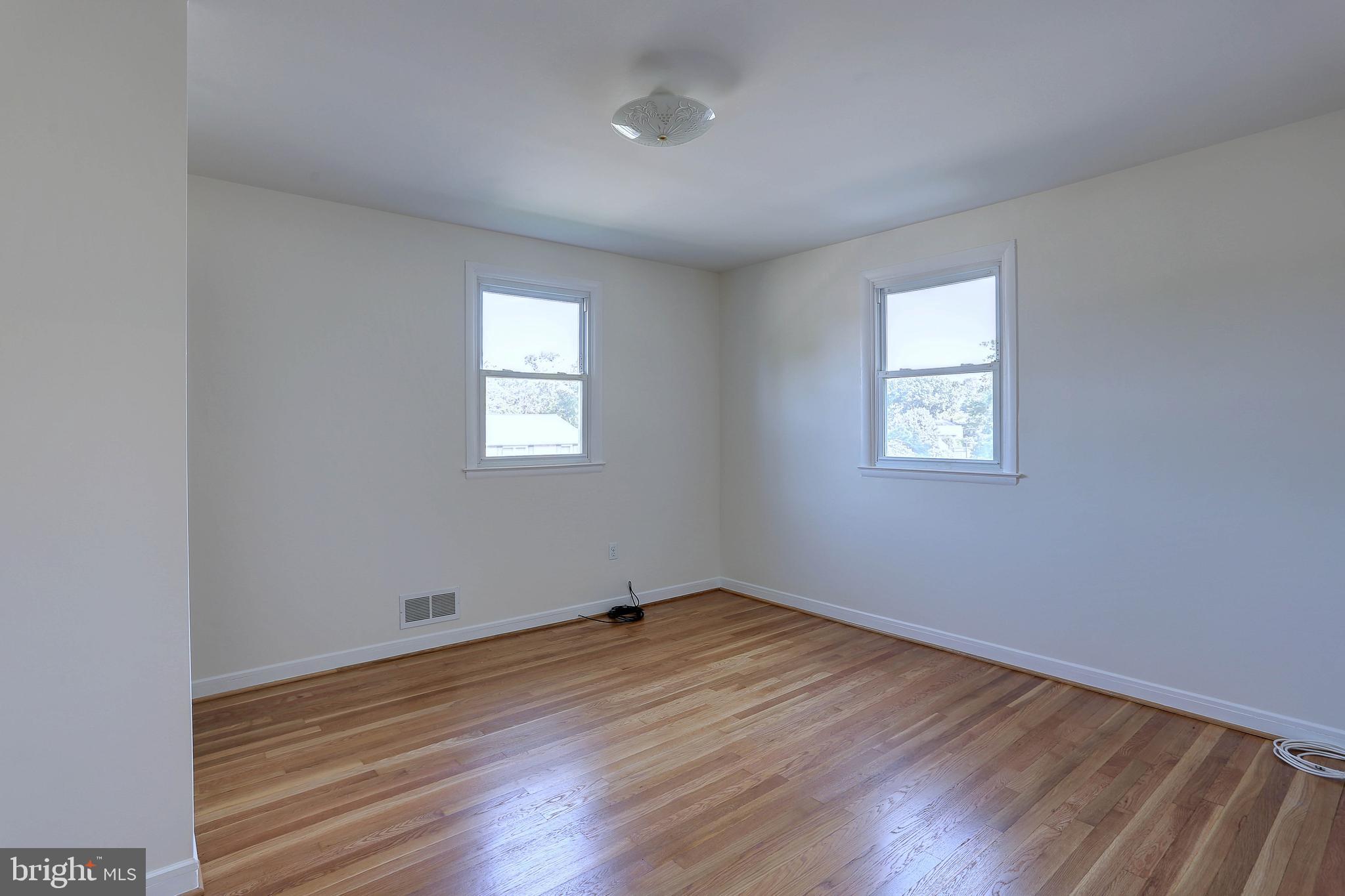 216 Rollingfield Road Catonsville, MD 21228 - Photo 17 of 37 Bedroom 2