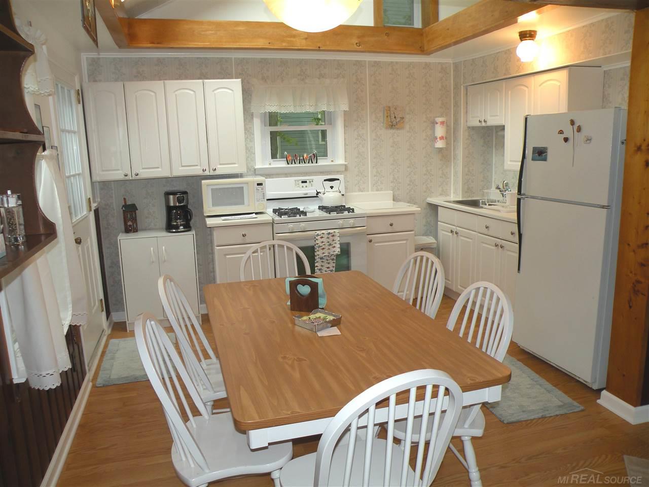 7490 Maplewood Road Lexington, MI 48450 - Photo 12 of 30