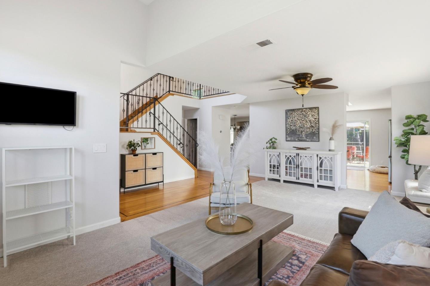 9610 Eagle View Way Gilroy, CA 95020 - Photo 8 of 48