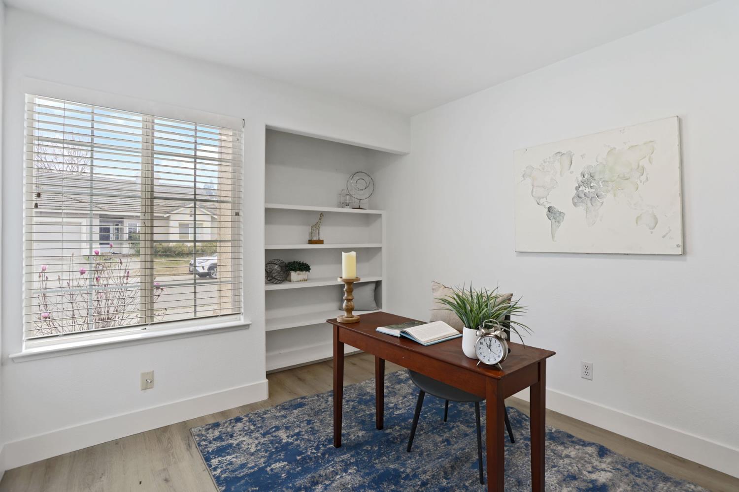 1829 Nighthawk Circle Roseville, CA 95661 - Photo 17 of 34 a living room with furniture and a window