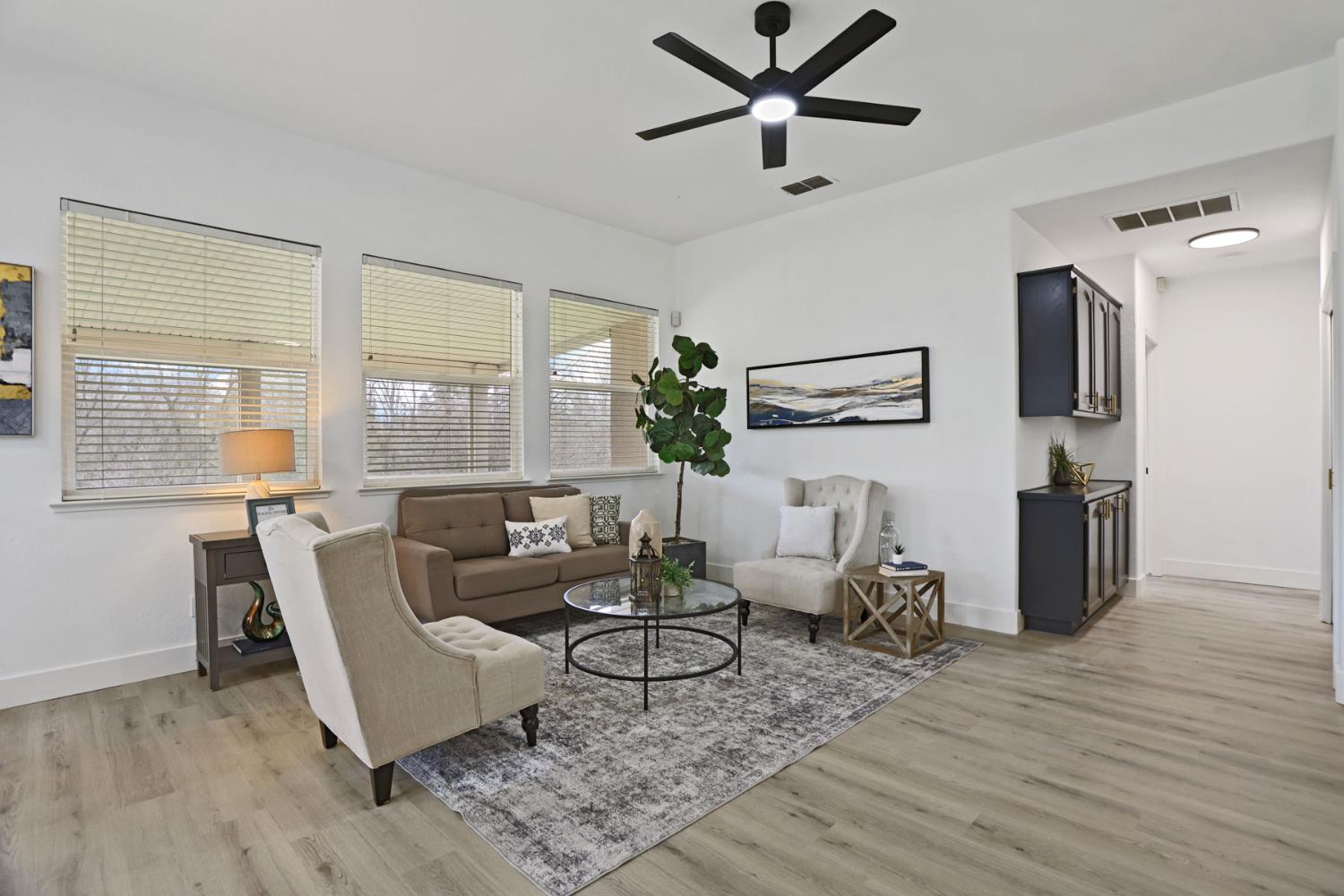 1829 Nighthawk Circle Roseville, CA 95661 - Photo 7 of 34 a living room with furniture
