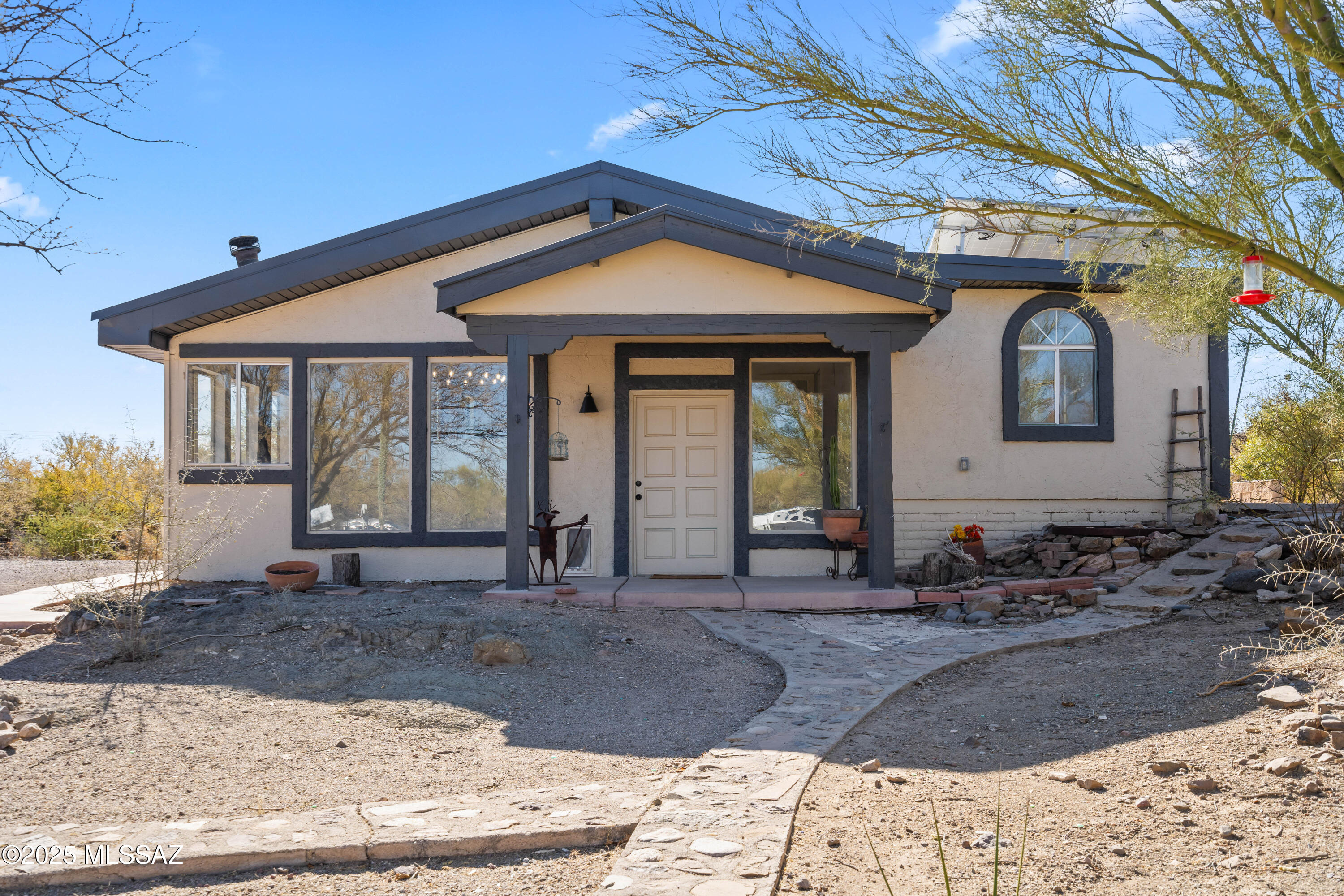 5725 South Pinto Road Tucson, AZ 85746 - Photo 2 of 32 Gallery Image 2