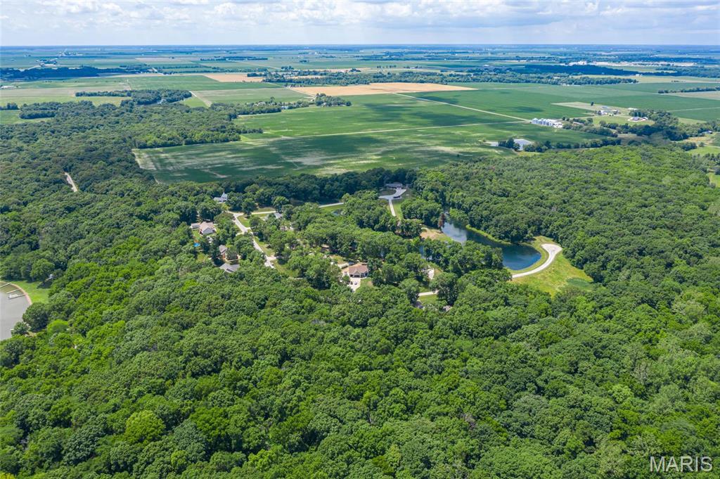 11 Dayspring Litchfield, IL 62056 - Photo 7 of 17