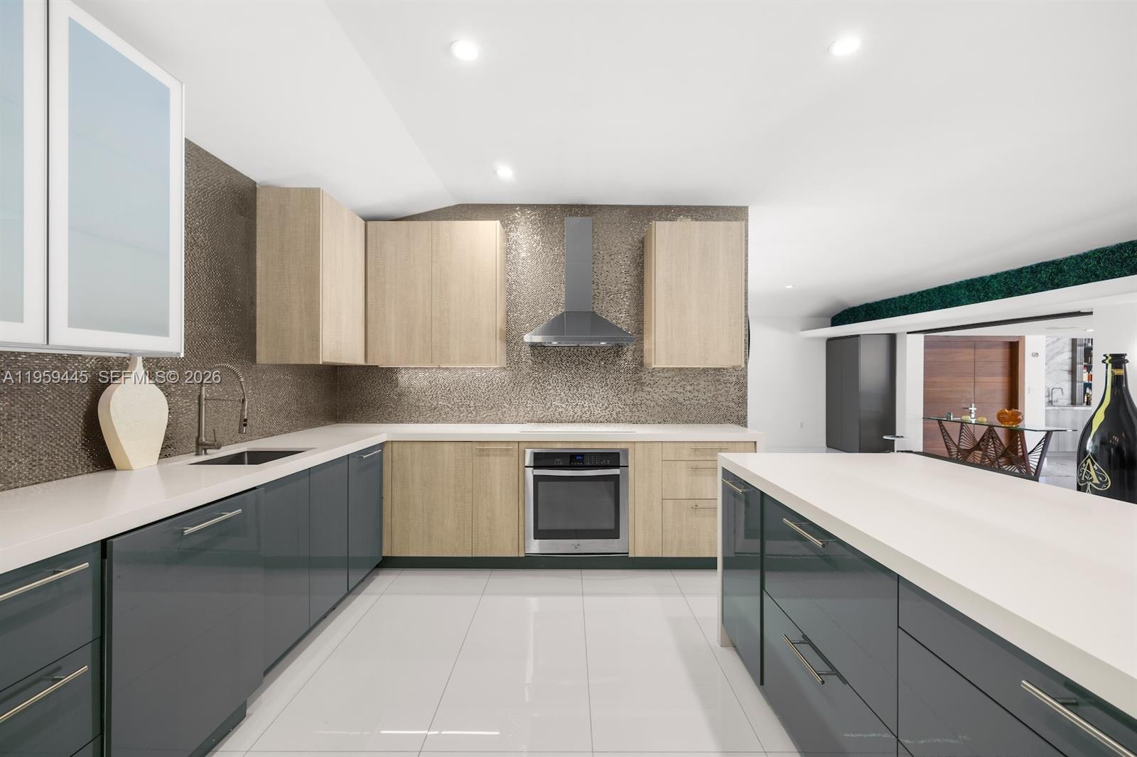 1040 Northeast 86th Street Miami, FL 33138 - Photo 23 of 52