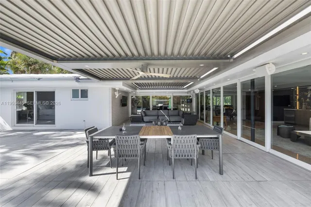 $2,399,000 | 1040 Northeast 86th Street, Miami, FL 33138