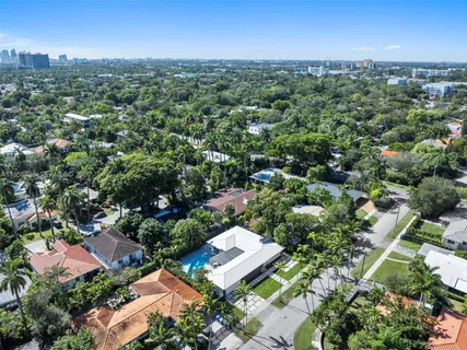 $2,199,000 | 1040 Northeast 86th Street, Miami, FL 33138