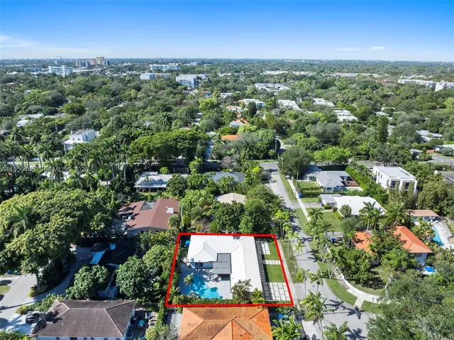 $2,399,000 | 1040 Northeast 86th Street, Miami, FL 33138