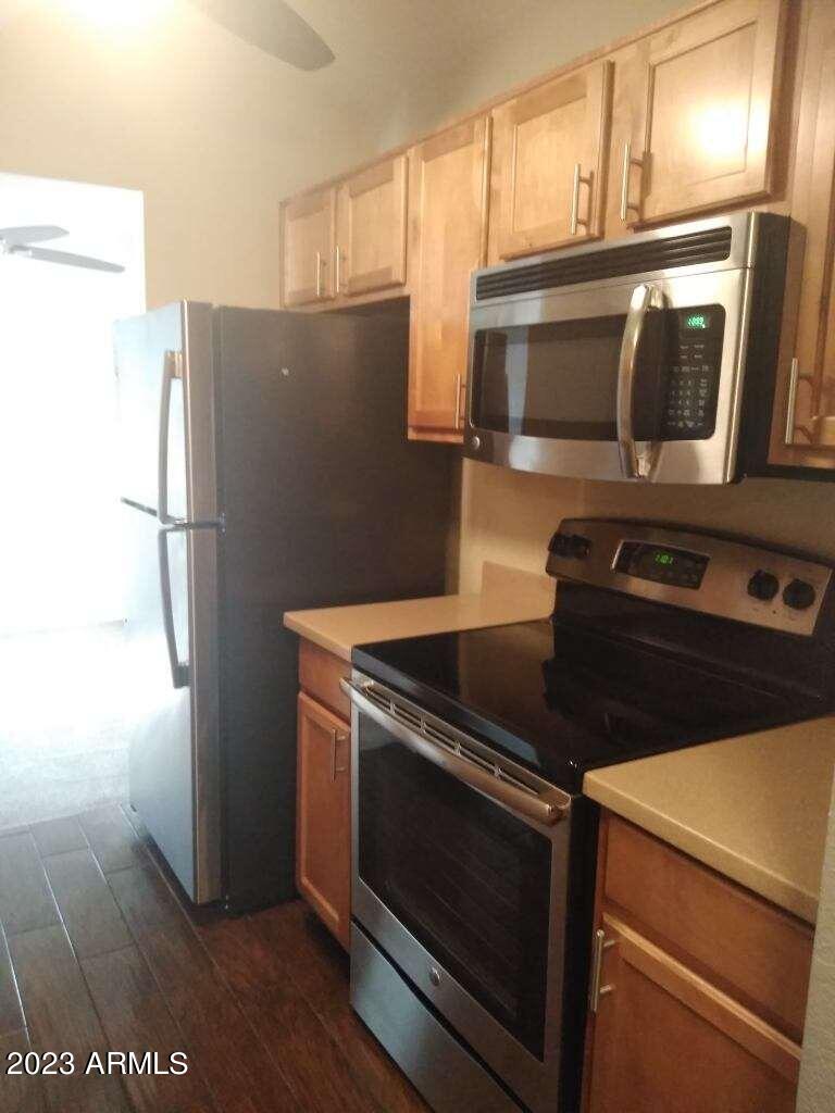 7550 North 12th Street, Unit 228 Phoenix, AZ 85020 - Photo 3 of 11 IMG_1043