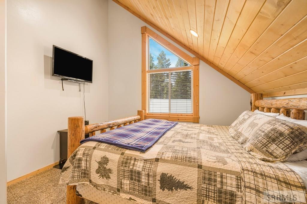 4448 Stone Run Island Park, ID 83429 - Photo 17 of 39