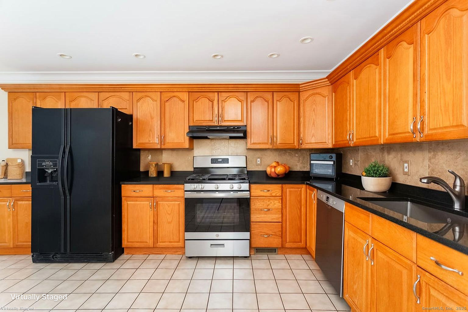 13 Lawson Lane, Unit 13 Ridgefield, CT 06877 - Photo 11 of 36