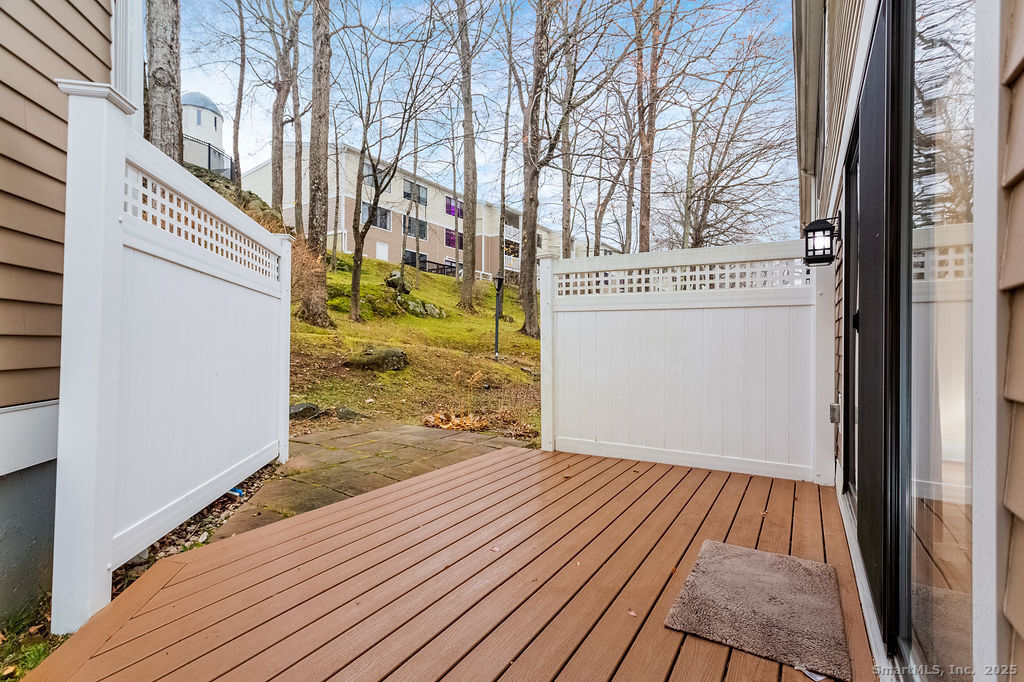 13 Lawson Lane, Unit 13 Ridgefield, CT 06877 - Photo 27 of 36