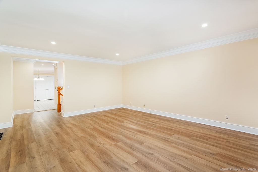 13 Lawson Lane, Unit 13 Ridgefield, CT 06877 - Photo 8 of 36