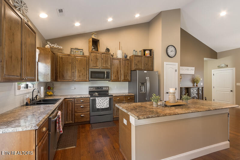 155 Flagstone Way Clinton, TN 37716 - Photo 8 of 28 008--SMALL