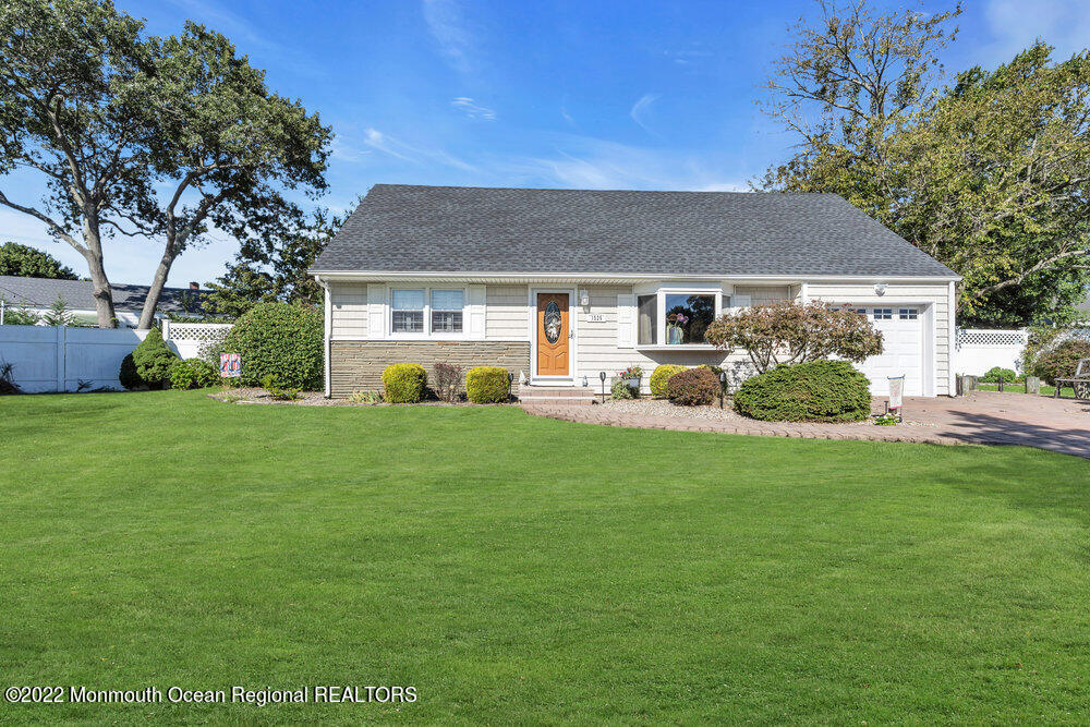 1525 Treeneedle Road Point Pleasant, NJ 08742 - Photo 3 of 40 007_dsc03421-1