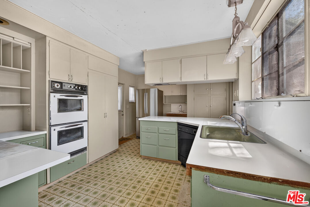 1005 Laurel Road Santa Paula, CA 93060 - Photo 26 of 37