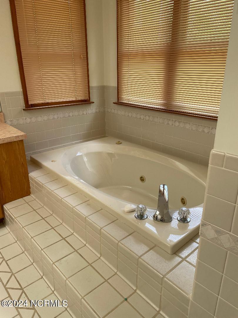 2502 Riddick Road Elizabeth City, NC 27909 - Photo 24 of 32 thumbnail (30)
