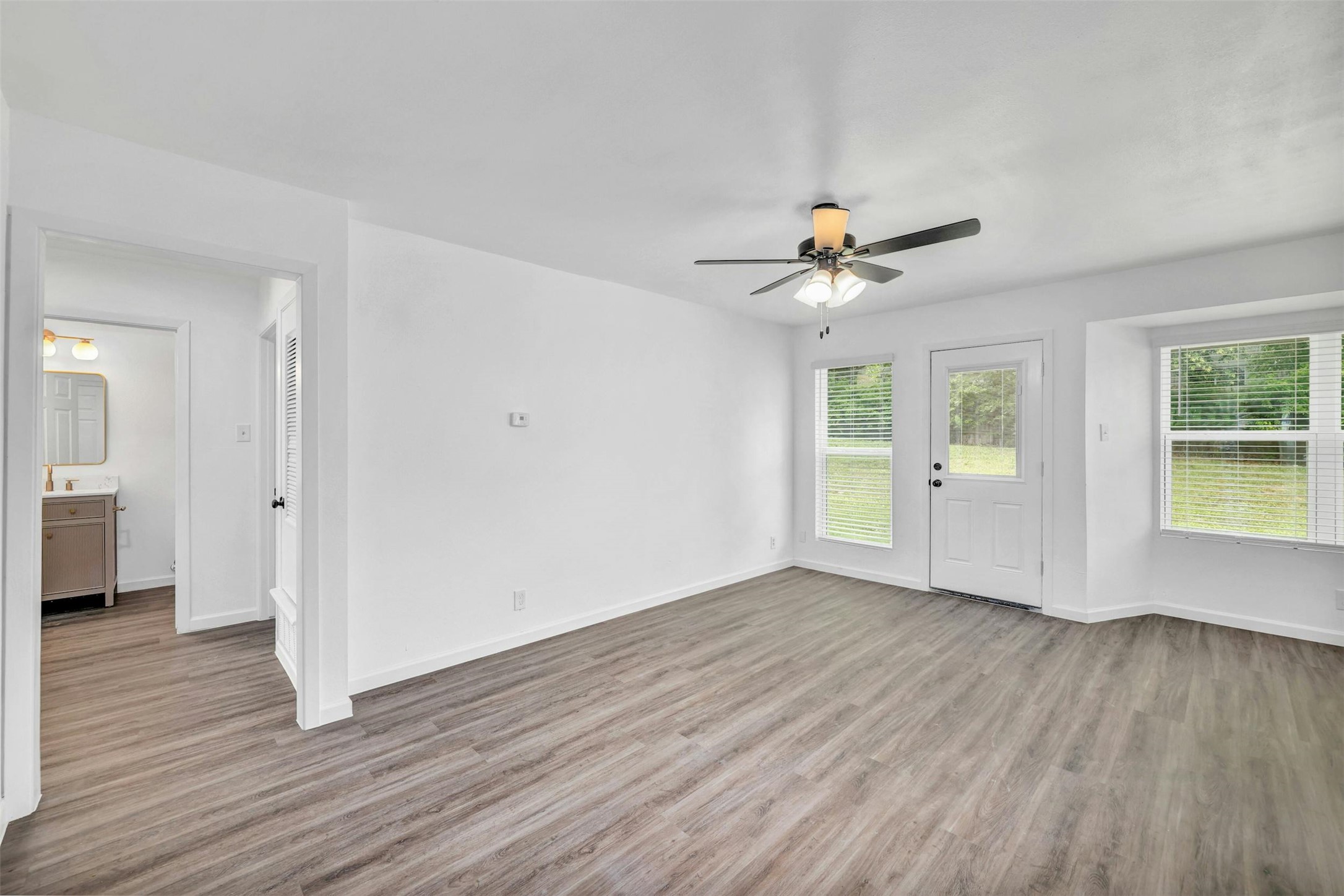 6506 King George Drive Austin, TX 78745 - Photo 4 of 21