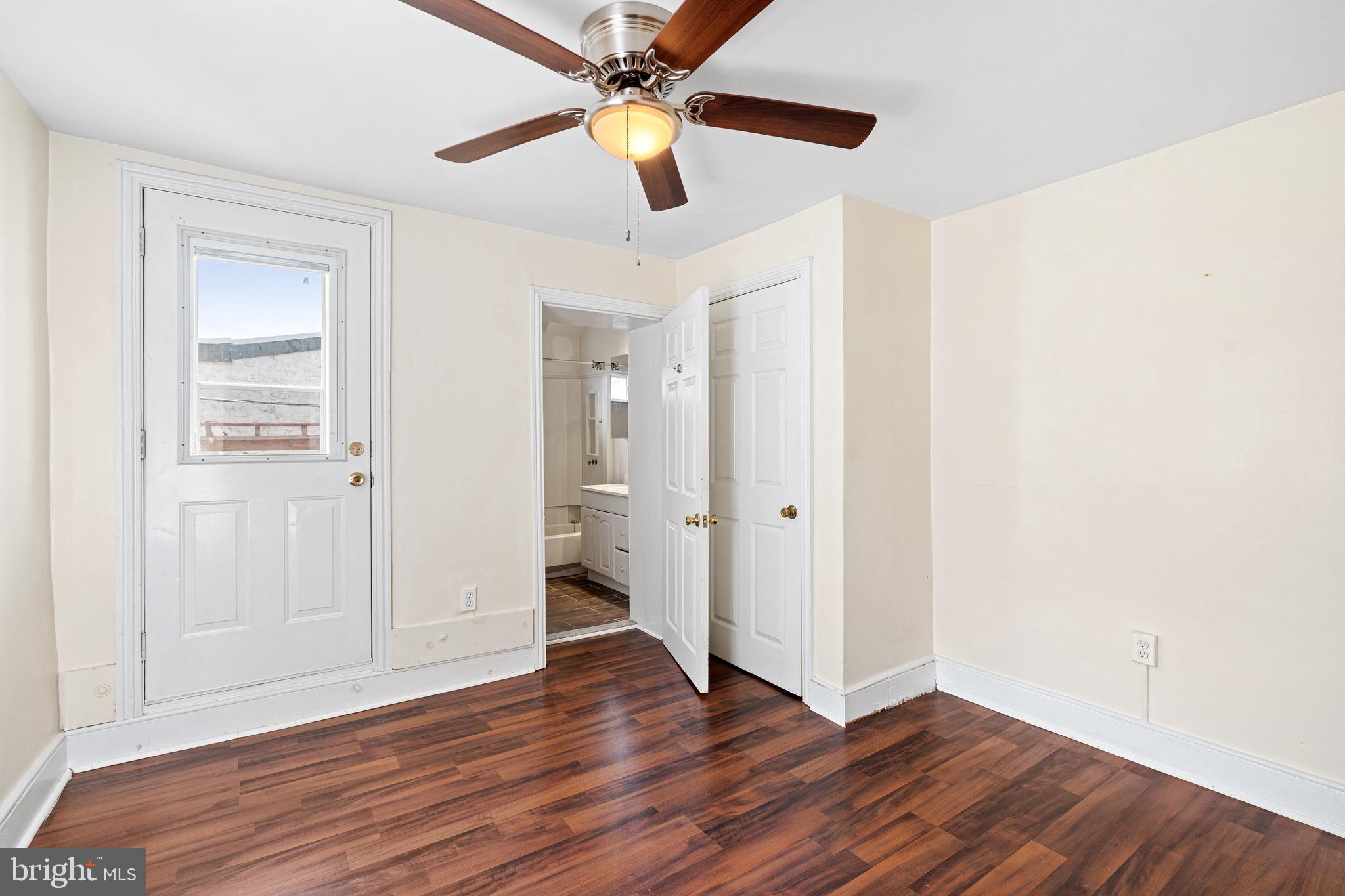 4550 Silverwood Street Philadelphia, PA 19127 - Photo 4 of 15