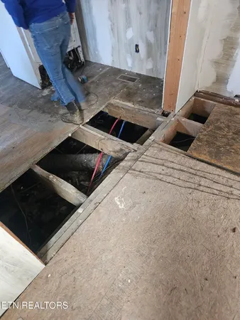 $27,500 | 115 7th Avenue, Jellico, TN 37762