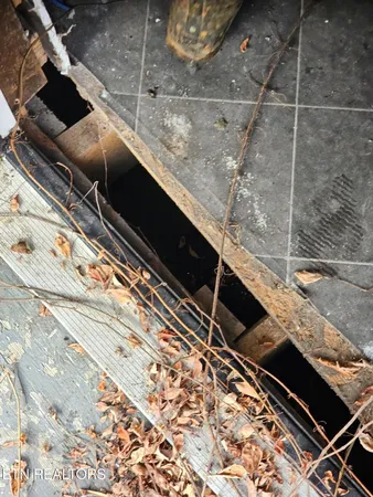 $27,500 | 115 7th Avenue, Jellico, TN 37762