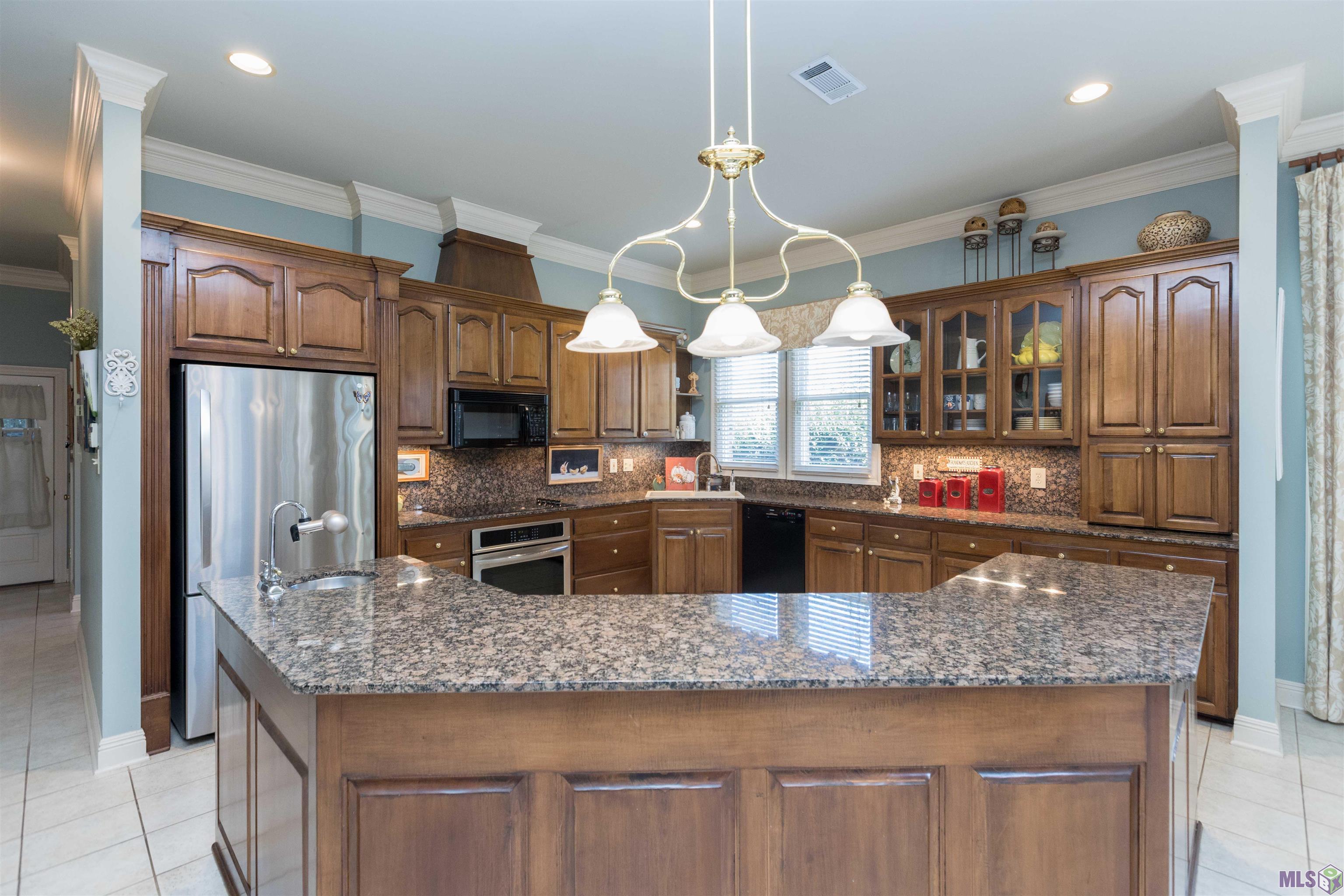 17431 West Muirfield Drive St. George, LA 70810 - Photo 8 of 24