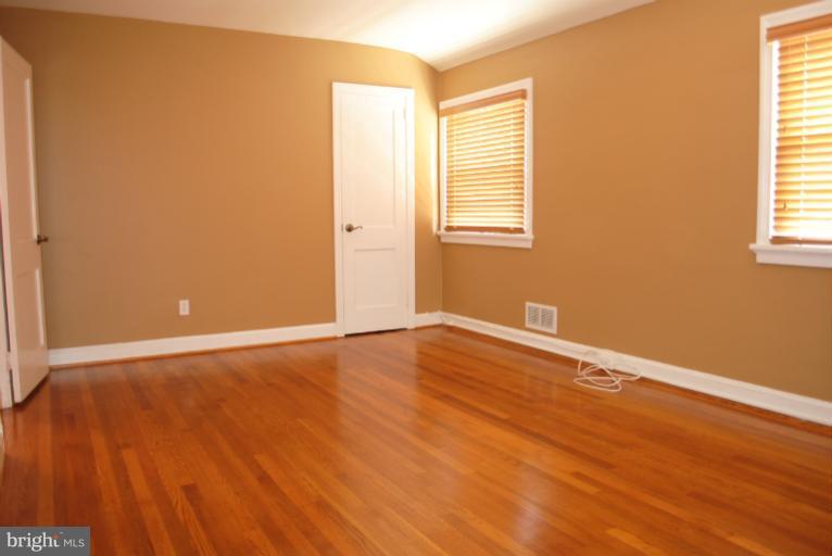 10609 Amherst Avenue Silver Spring, MD 20902 - Photo 15 of 21 Bedroom (Master)