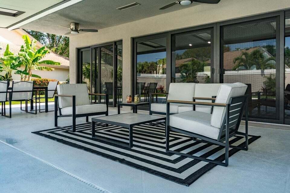 306 Leeward Drive Jupiter, FL 33477 - Photo 23 of 30 Patio with BBQ
