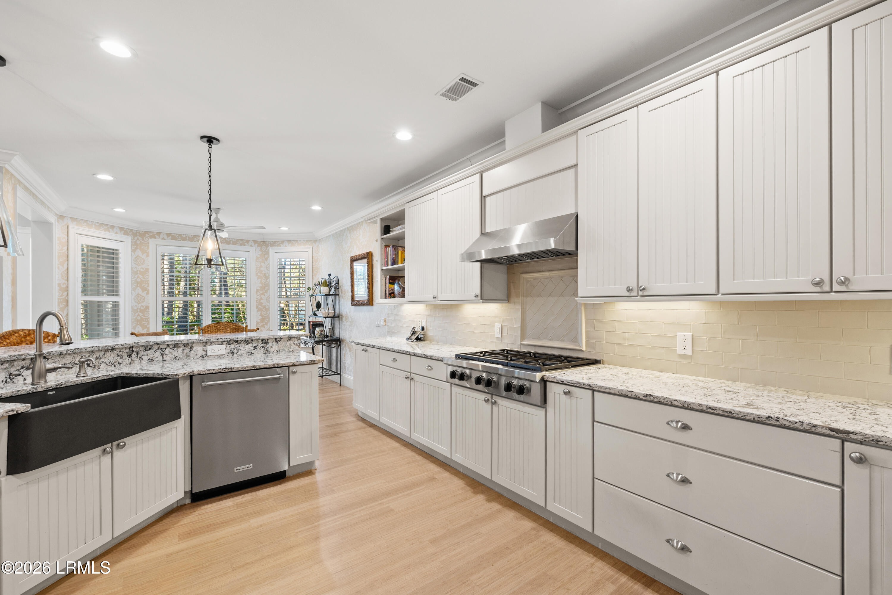 25 Reeve Court St. Helena Island, SC 29920 - Photo 15 of 73 Kitchen