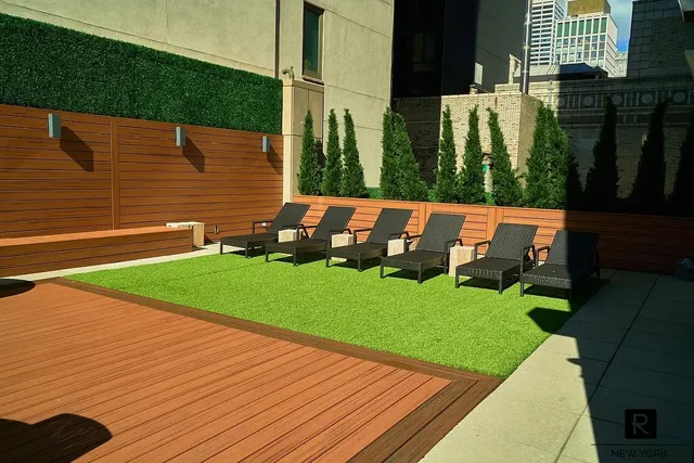 a view of yard with seating area