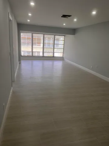 $1,750 | 1051 Orange Terrace, Unit 203, Delray Beach, FL 33445