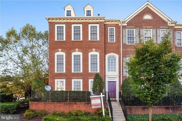 $2,995 | 12923 Benton Park Circle, Clarksburg, MD 20871