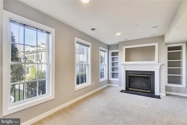 $2,995 | 12923 Benton Park Circle, Clarksburg, MD 20871