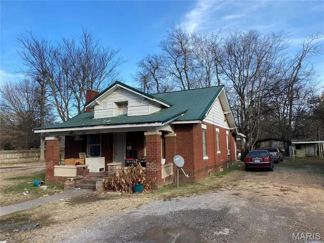 $20,000 | 406 North Vandeventer Street, Kennett, MO 63857