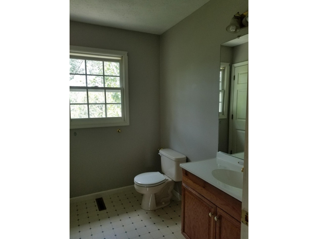 1102 Reece Hill Road Mountain City, TN 37683 - Photo 24 of 33 Photo 24