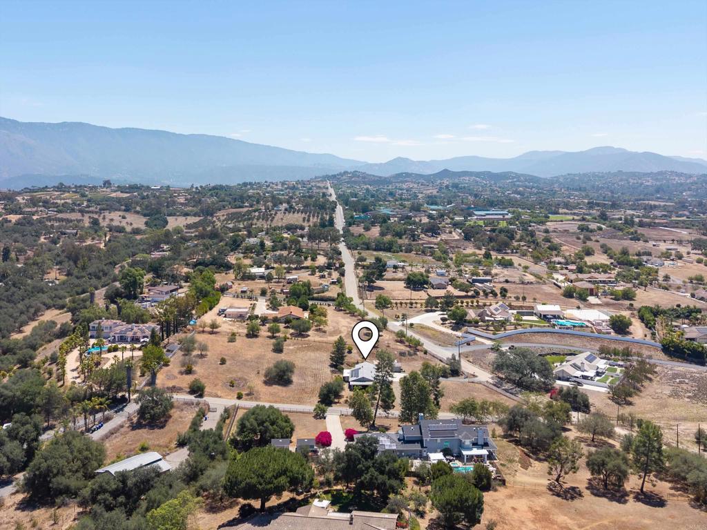 13734 West Oak Glen Road Valley Center, CA 92082 - Photo 36 of 41