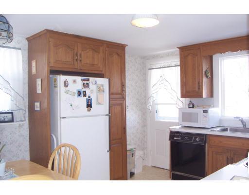 54 Sartell Road Waltham, MA 02451 - Photo 3 of 7 Gallery Image 3