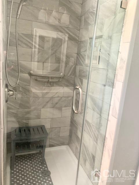20 Sherwood Road Edison, NJ 08820 - Photo 18 of 26 a bathroom with a shower